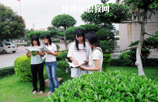 廣州市番禺區(qū)職業(yè)技術(shù)學(xué)校2020年報名條件、招生要求、招生對象