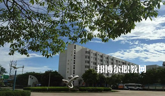 合肥經(jīng)濟(jì)貿(mào)易科技學(xué)校怎么樣、好不好