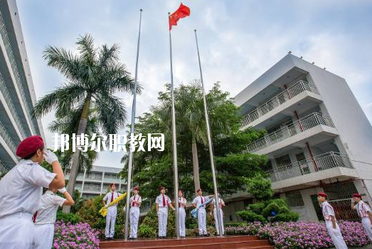 深圳市龍崗職業(yè)技術(shù)學(xué)校2020年報名條件、招生要求、招生對象