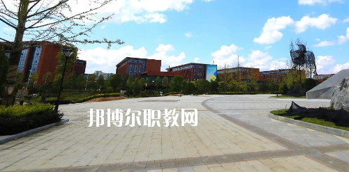 貴州輕工職業(yè)技術(shù)學(xué)院中專部怎么樣、好不好