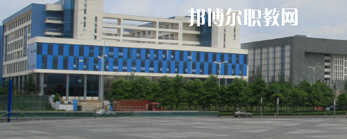 貴陽職業(yè)技術學院中職部網(wǎng)站網(wǎng)址
