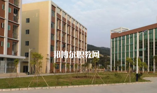龍門縣職業(yè)技術(shù)學(xué)校2020年報(bào)名條件、招生要求、招生對象