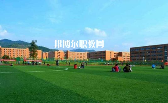 漯河市第二中等專業(yè)學校2021年報名條件、招生要求、招生對象
