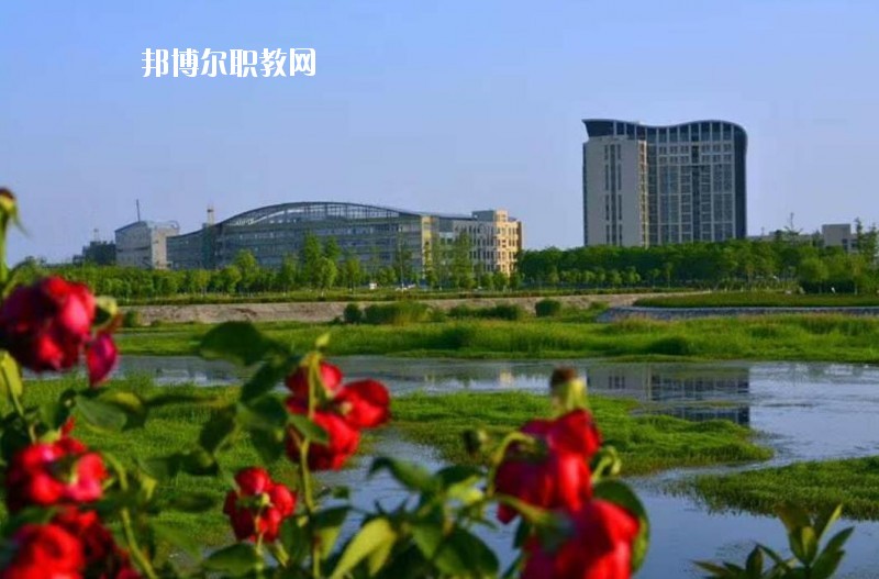 鎮(zhèn)平縣工藝美術中等職業(yè)學校2021年招生辦聯系電話