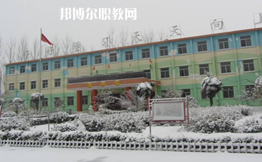 淮北市烈山區(qū)中等專業(yè)學(xué)校2020年報名條件、招生要求、招生對象