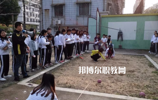 汕頭經(jīng)貿(mào)職業(yè)技術(shù)學(xué)校2021年報(bào)名條件、招生要求、招生對(duì)象