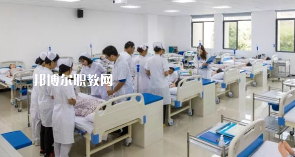 肇慶財(cái)經(jīng)中等職業(yè)學(xué)校2021年報(bào)名條件、招生要求、招生對(duì)象