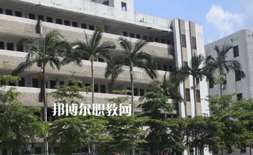 吳川職業(yè)高級中學2021年學費、收費多少