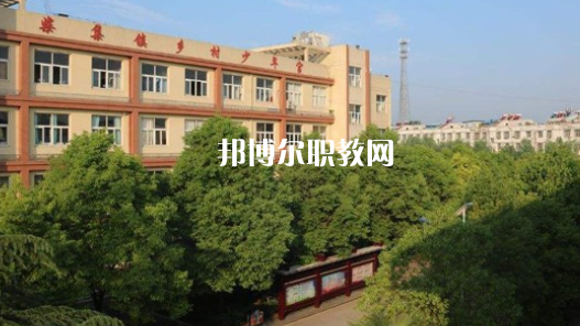 阜南科技藝術(shù)學校2021年報名條件、招生要求、招生對象 