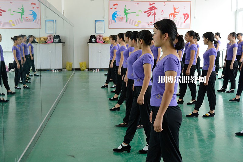 惠水中等職業(yè)學(xué)校2021年報(bào)名條件、招生要求