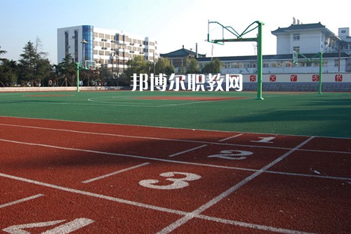 揚(yáng)州生活科技學(xué)校怎么樣、好不好