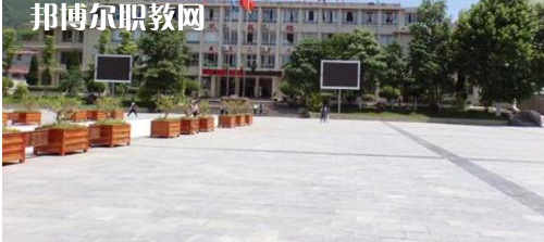 遵義計(jì)算機(jī)學(xué)校怎么樣、好不好