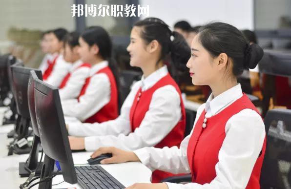 云龍縣民族職業(yè)高級(jí)中學(xué)怎么樣、好不好