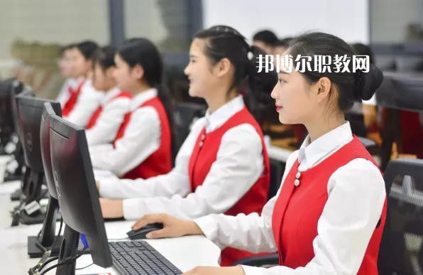 云龍縣民族職業(yè)高級中學(xué)2021年學(xué)費、收費多少