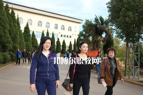 勐?？h職業(yè)高級中學(xué)網(wǎng)站網(wǎng)址