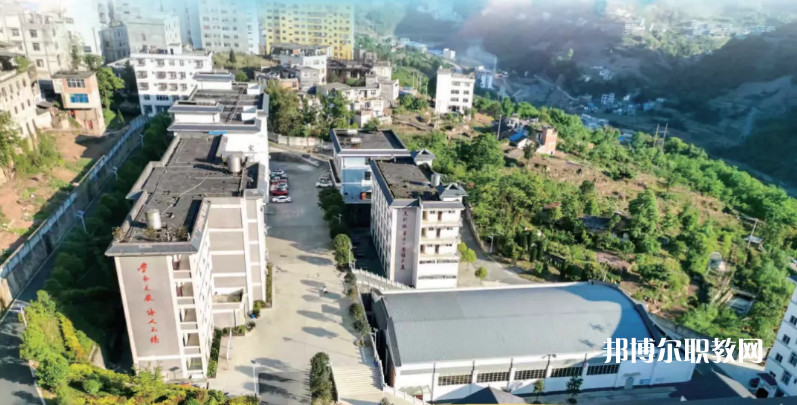 大關(guān)縣職業(yè)高級中學(xué)2021年報(bào)名條件、招生要求、招生對象