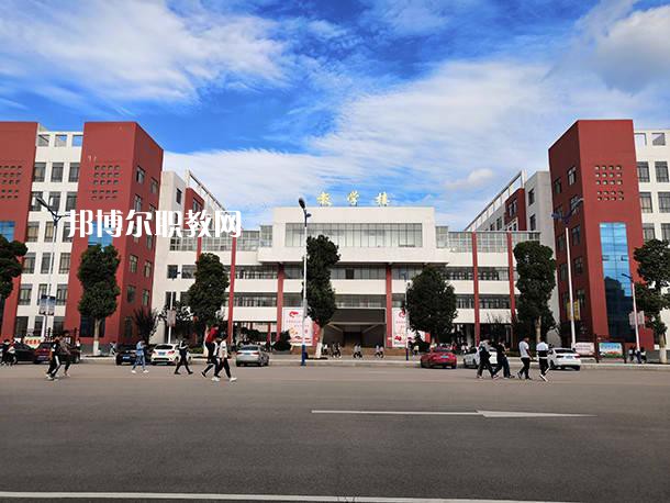 曲靖麒麟職業(yè)技術(shù)學(xué)校2021年學(xué)費(fèi)、收費(fèi)多少
