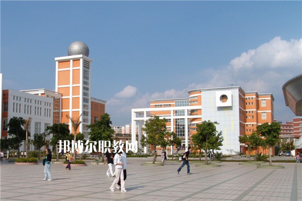 蒙自職業(yè)高級中學(xué)2021年報名條件、招生要求、招生對象