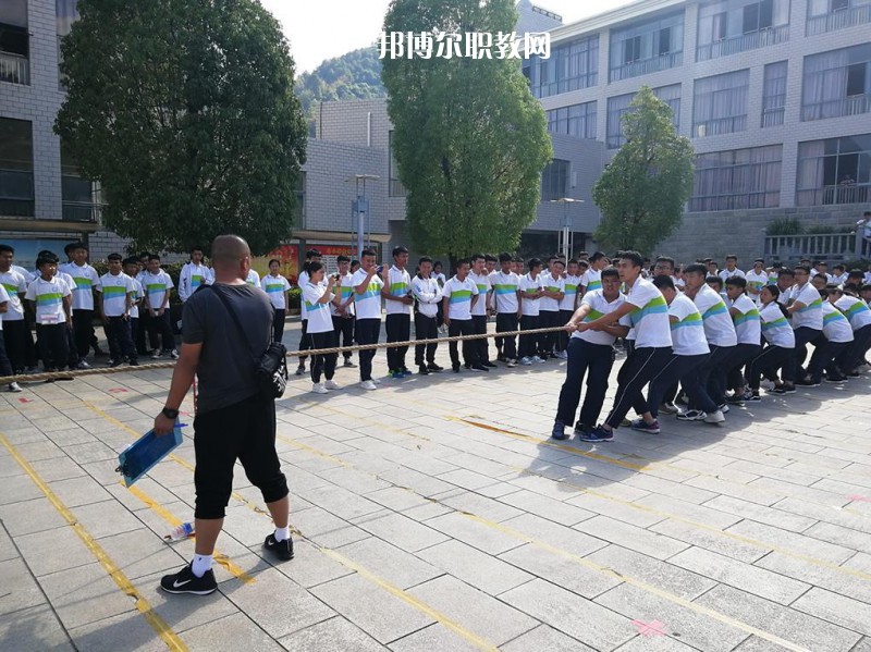 臨滄財(cái)貿(mào)學(xué)校2021年報(bào)名條件、招生要求、招生對(duì)象