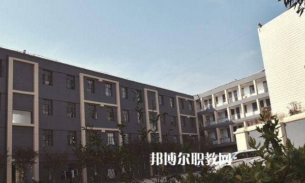 云南冶金高級技工學校2021年宿報名條件、招生要求、招生對象