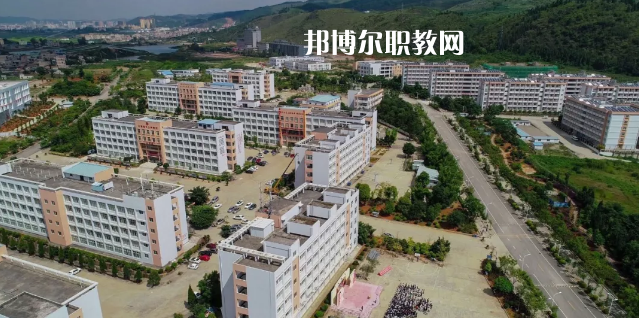 文山農(nóng)業(yè)學(xué)校2021年報名條件、招生要求、招生對象