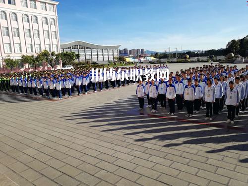 玉溪工業(yè)財貿(mào)學(xué)校2021年報名條件、招生要求、招生對象