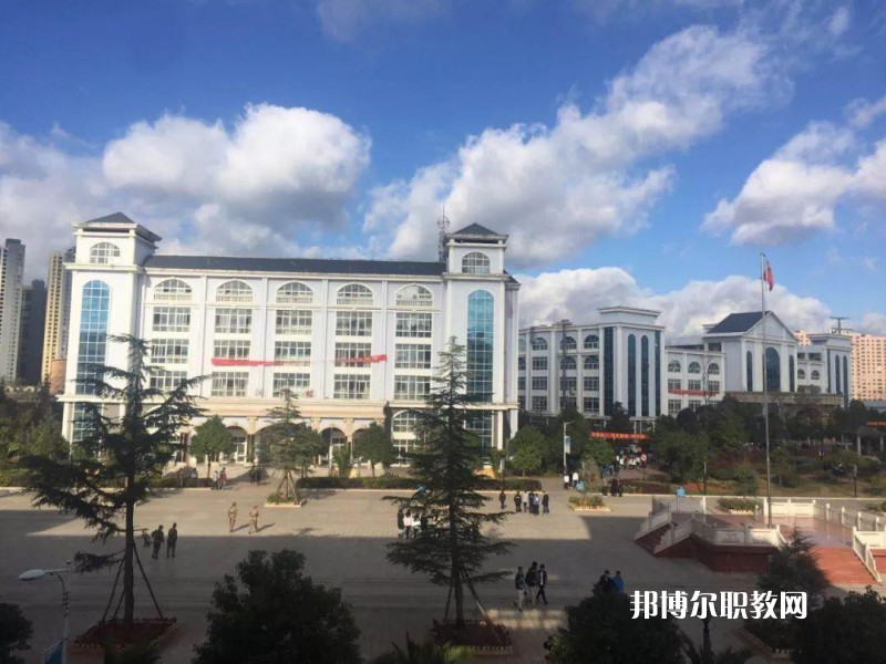 曲靖師宗職業(yè)技術(shù)學(xué)校2021年報(bào)名條件、招生要求、招生對(duì)象