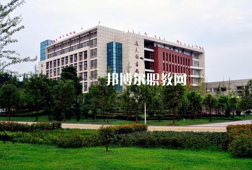 曲靖衛(wèi)生學(xué)校2021年有哪些專(zhuān)業(yè)