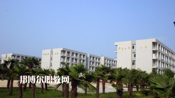 云南夏蒙衛(wèi)生學校怎么樣、好不好?