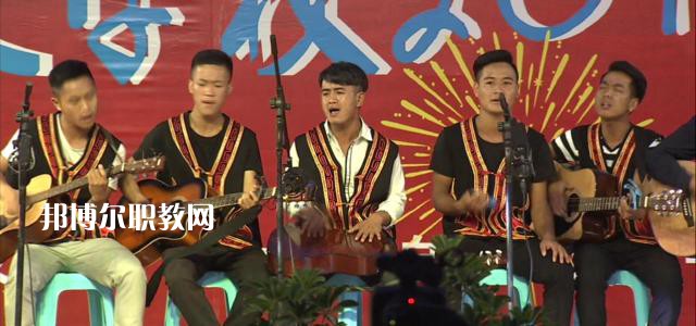 四川省彝文學校怎么樣、好不好