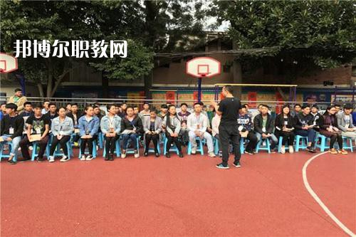 四川省彝文學(xué)校2021年報(bào)名條件、招生要求、招生對(duì)象