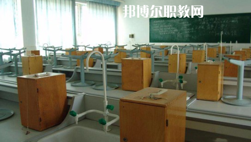 臨泉縣靖波信息技術(shù)學(xué)校2021年報名條件、招生要求、招生對象 