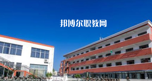 太湖縣技工學(xué)校2021年報(bào)名條件、招生要求、招生對象 