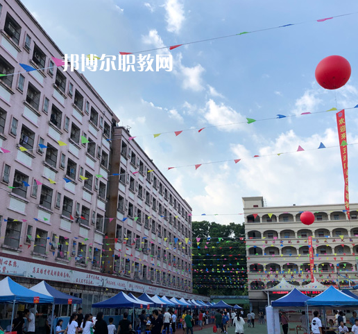 廣東創(chuàng)業(yè)工貿(mào)技工學(xué)校怎么樣、好不好