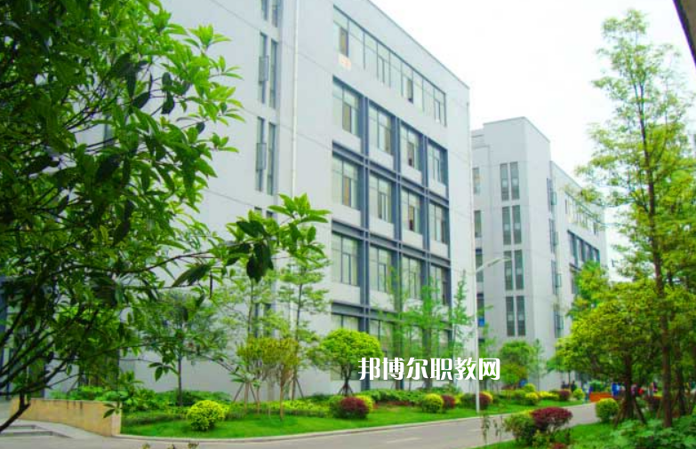 石家莊華美鐵路中等專業(yè)學校2022年報名條件、招生要求、招生對象