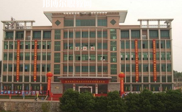 韶關育威中等職業(yè)學校網站網址