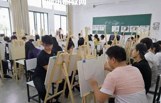榆中縣職業(yè)教育中心2022年學(xué)費(fèi)、收費(fèi)多少