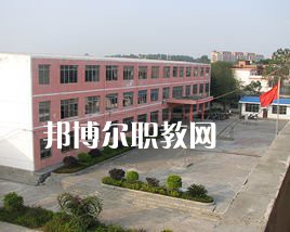 秦皇島現(xiàn)代經濟中等專業(yè)學校2022年招生簡章