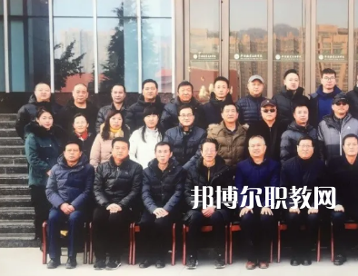 平?jīng)鲶w育運(yùn)動(dòng)學(xué)校2022年報(bào)名條件、招生要求、招生對(duì)象 