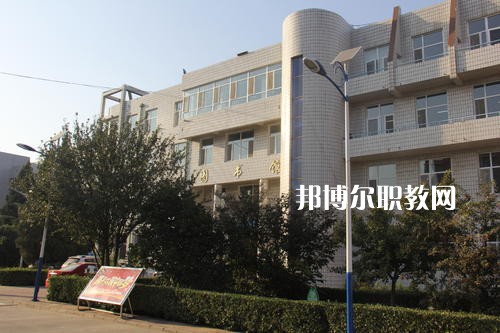 保定滿城職業(yè)技術(shù)教育中心2022年學(xué)費(fèi)、收費(fèi)多少