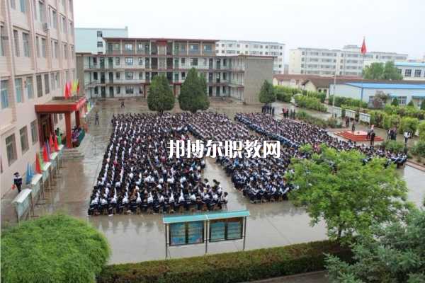 西峰職業(yè)中等專業(yè)學(xué)校2022年報名條件、招生要求、招生對象
