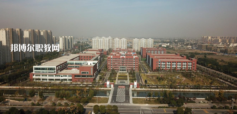 江蘇靖江中等專(zhuān)業(yè)學(xué)校2022年招生辦聯(lián)系電話(huà)