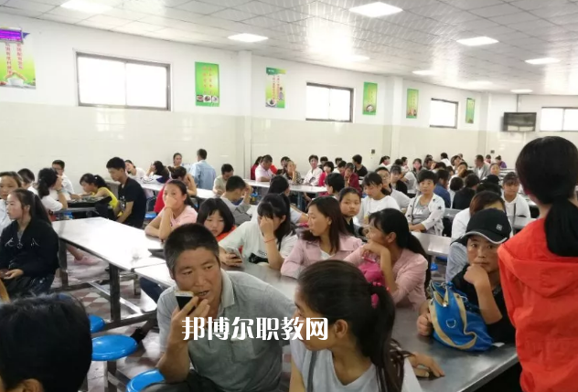 甘谷職業(yè)中等專業(yè)學(xué)校2022年報名條件、招生要求、招生對象 
