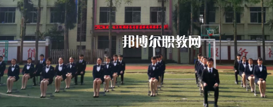 成都恒輝技工學(xué)校2022年報名條件、招生要求、招生對象