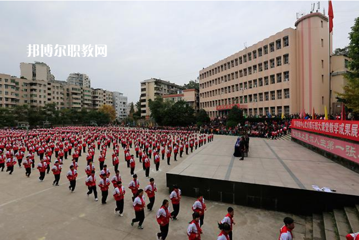 重慶梁平職業(yè)技術(shù)學(xué)校2022年報(bào)名條件、招生要求、招生對(duì)象