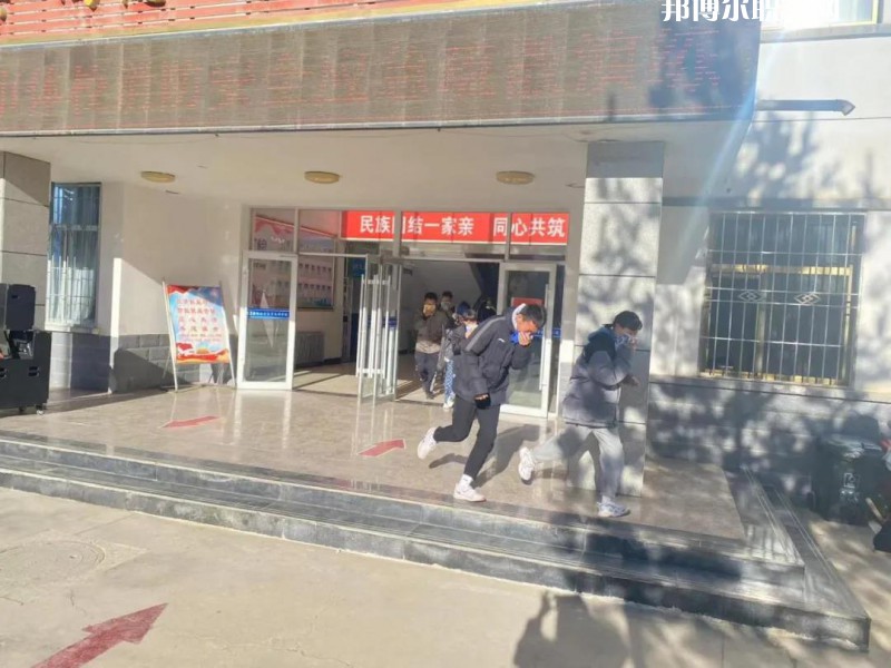 嘉峪關(guān)體育運(yùn)動(dòng)學(xué)校2022年學(xué)費(fèi)、收費(fèi)多少