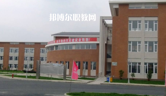 四川什邡職業(yè)中專學(xué)校2022年報(bào)名條件、招生要求、招生對(duì)象
