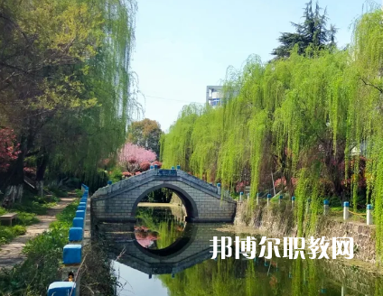 常州市工貿(mào)高級技工學(xué)校2022年報名條件、招生要求、招生對象