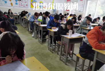 赤水中等職業(yè)學(xué)校2022年學(xué)費(fèi)、收費(fèi)多少