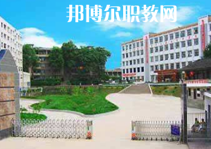 重慶市墊江縣第二職業(yè)中學(xué)校2022年報名條件、招生要求、招生對象